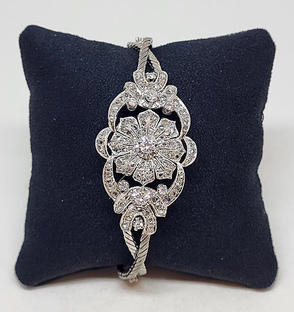 PULSERA EN PLATINO Y ORO CON DTS. 2200€