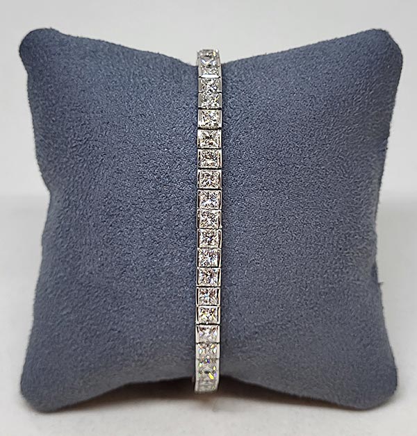 PULSERA RIVIERE DIAMANTE TALLA PRINCESA, 14.4CT. 17900€